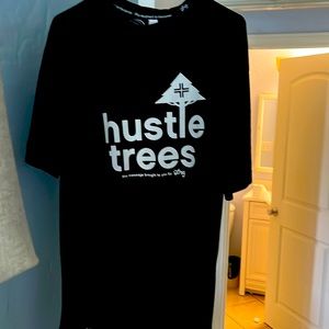 LRG HUSTLE TREES mens large shirt